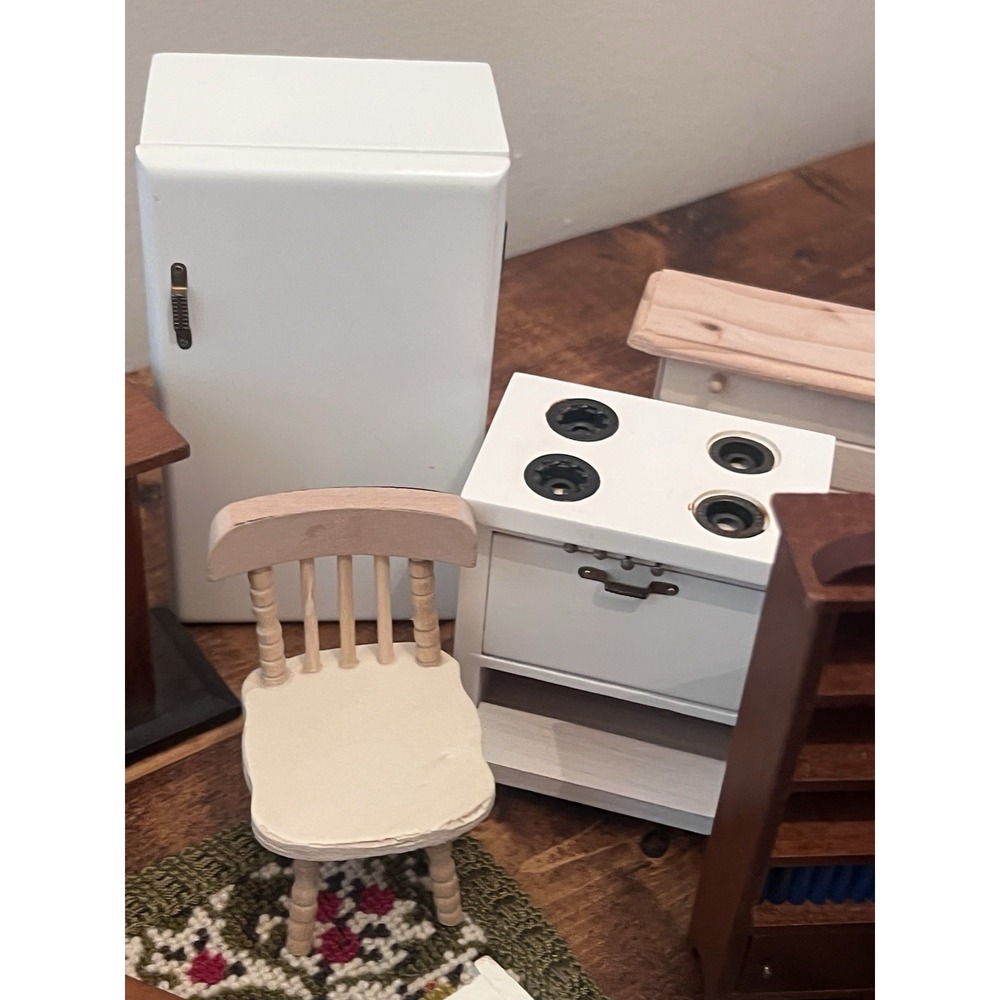 Vintage Artisan Dollhouse Miniature Handmade Needlepoint Lot Shackman Furniture - Picture 10 of 13